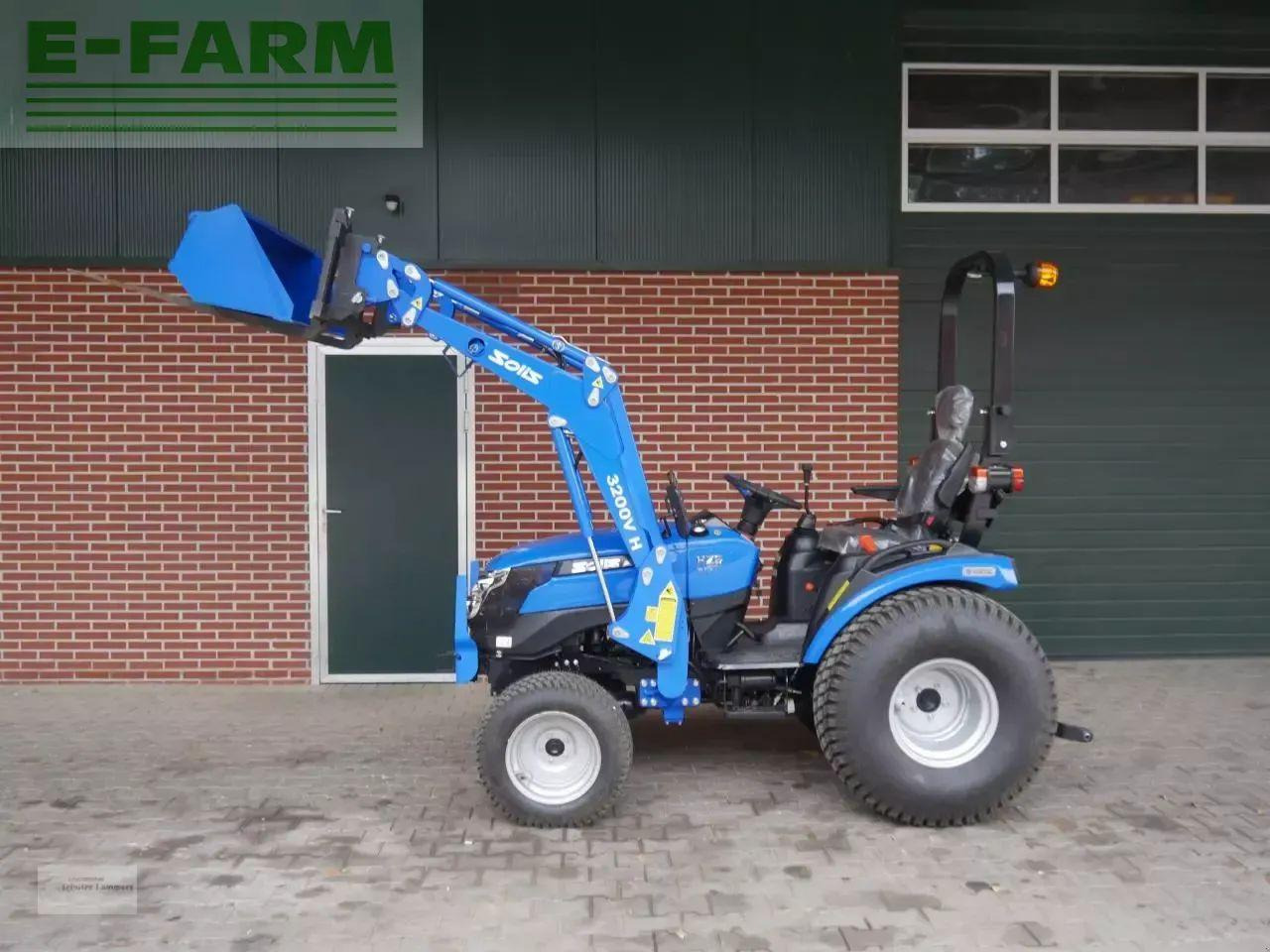 Solis 26 hst + frontlader - Tracteur agricole: photos 5 Solis 26 hst + frontlader - Tracteur agricole: photos 5