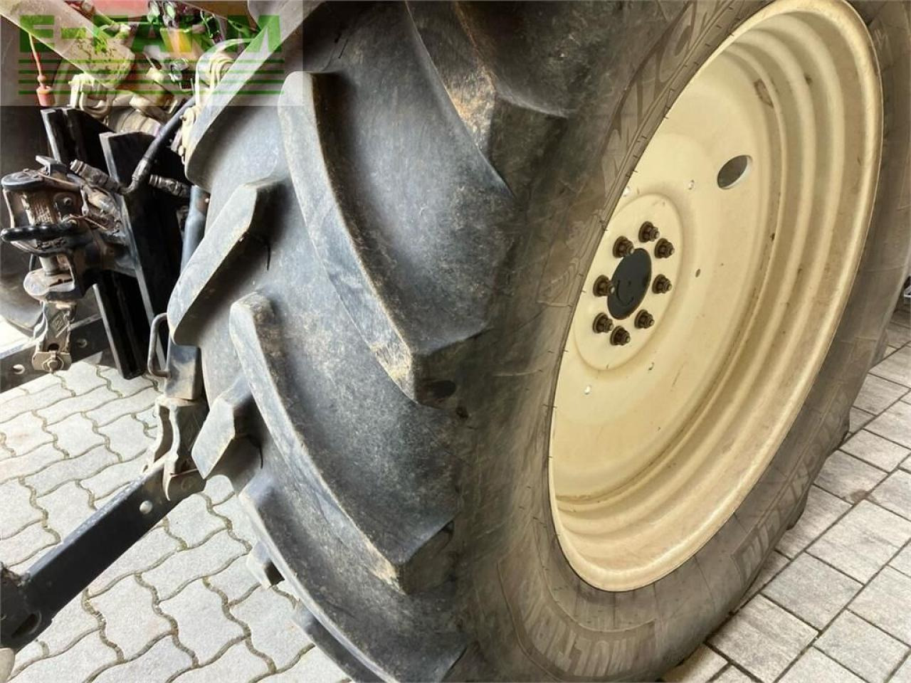 Tracteur agricole Steyr 4110 profi: photos 16 Tracteur agricole Steyr 4110 profi: photos 16