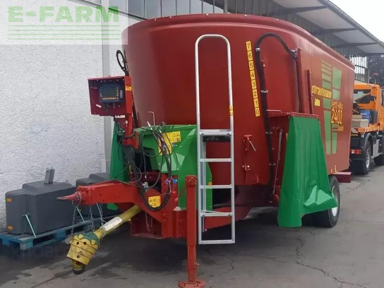 Strautmann verti-mix 2401 double - Matériel d'élevage: photos 2 Strautmann verti-mix 2401 double - Matériel d'élevage: photos 2