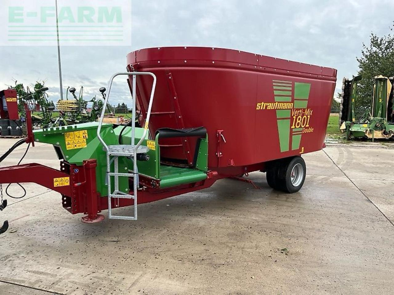 Strautmann vm 1801 d - Matériel d'élevage: photos 1 Strautmann vm 1801 d - Matériel d'élevage: photos 1