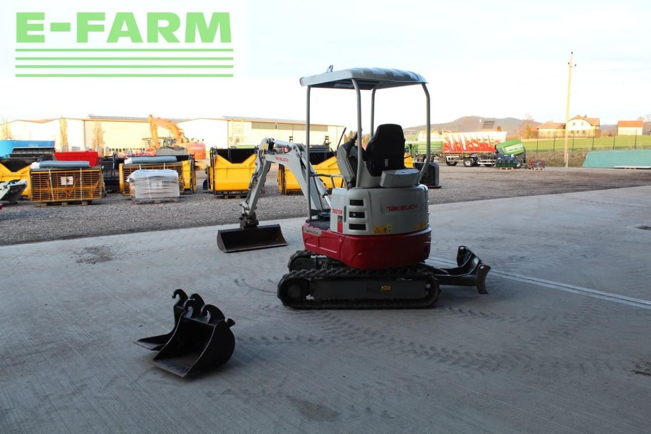 Takeuchi takeuchi tb 217 r minibagger - bagger - Mini pelle: photos 5 Takeuchi takeuchi tb 217 r minibagger - bagger - Mini pelle: photos 5