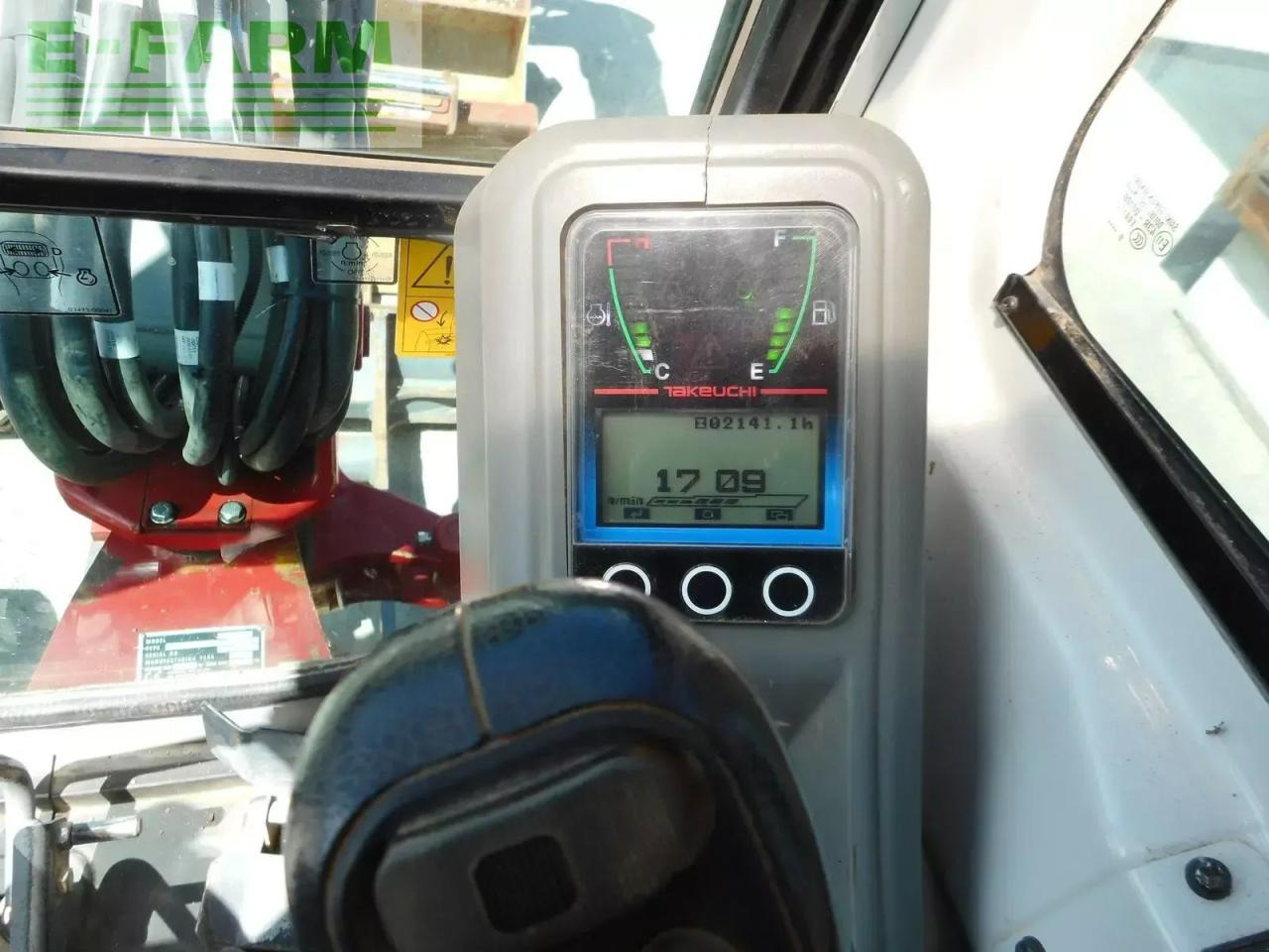 Mini pelle Takeuchi tb 225 mit powertilt + 3 löffel ( 2.400 kg ): photos 9