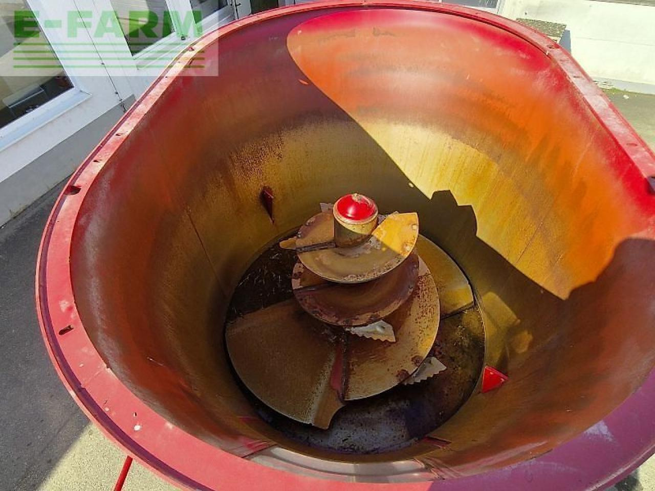 Trioliet solomix 1 1000 vlb - Matériel d'élevage: photos 5 Trioliet solomix 1 1000 vlb - Matériel d'élevage: photos 5