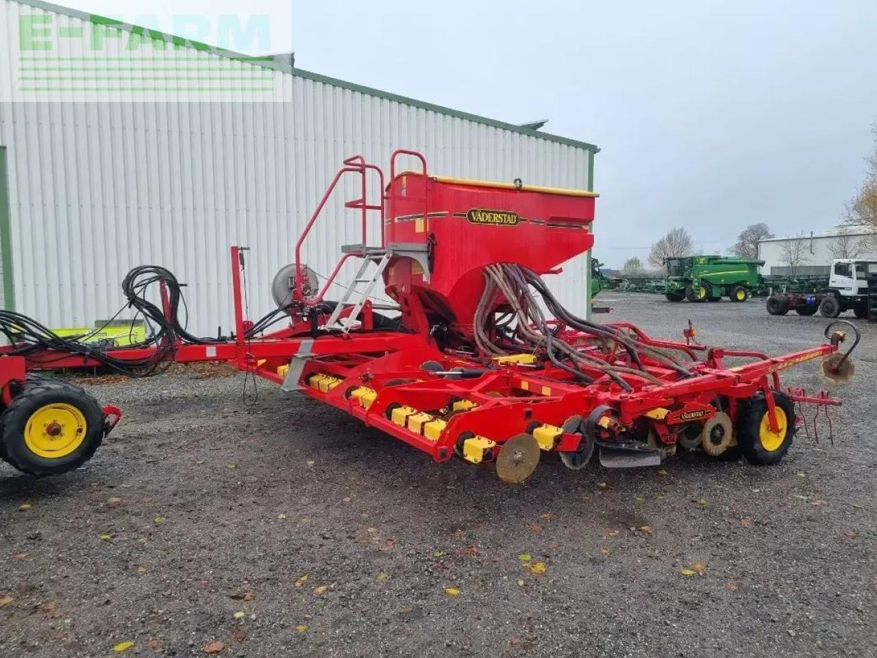 Väderstad rapid a 600 s - Combiné de semis: photos 1 Väderstad rapid a 600 s - Combiné de semis: photos 1