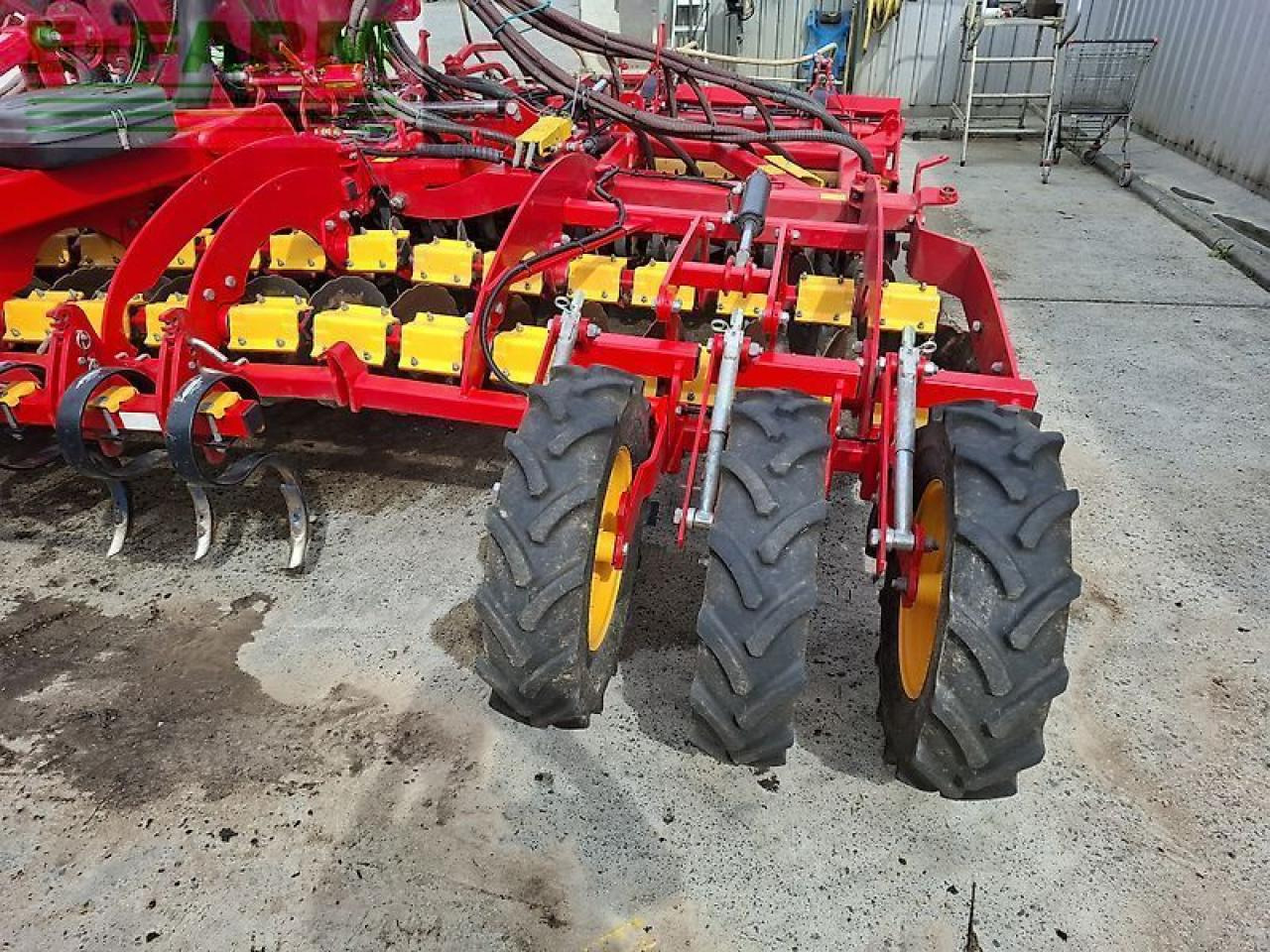 Väderstad rapid rda 600 s - Semoir: photos 5 Väderstad rapid rda 600 s - Semoir: photos 5