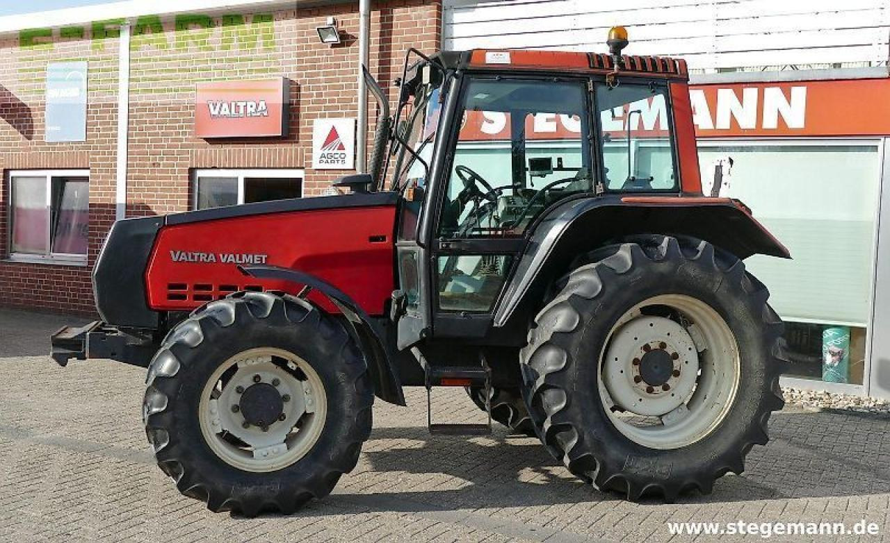 Valmet valtra 6200 - Tracteur agricole: photos 2 Valmet valtra 6200 - Tracteur agricole: photos 2