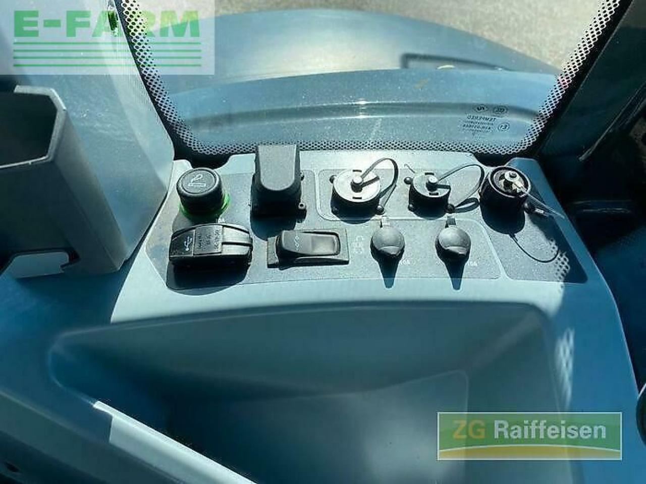 Tracteur agricole Valtra g135v 1b9: photos 17