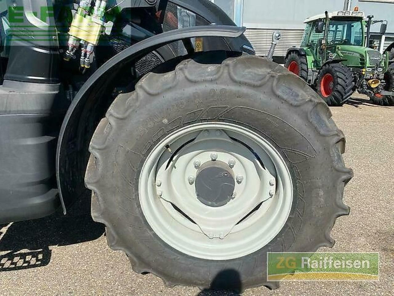 Tracteur agricole Valtra g135v 1b9: photos 11