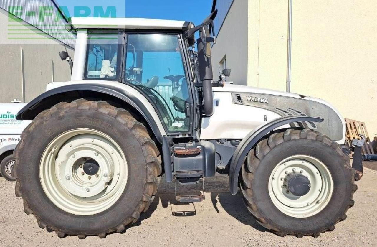 Valtra t 202 - Tracteur agricole: photos 5 Valtra t 202 - Tracteur agricole: photos 5