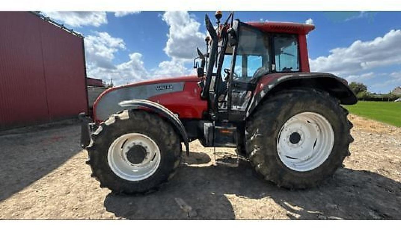 Valtra t160 - Tracteur agricole: photos 1 Valtra t160 - Tracteur agricole: photos 1