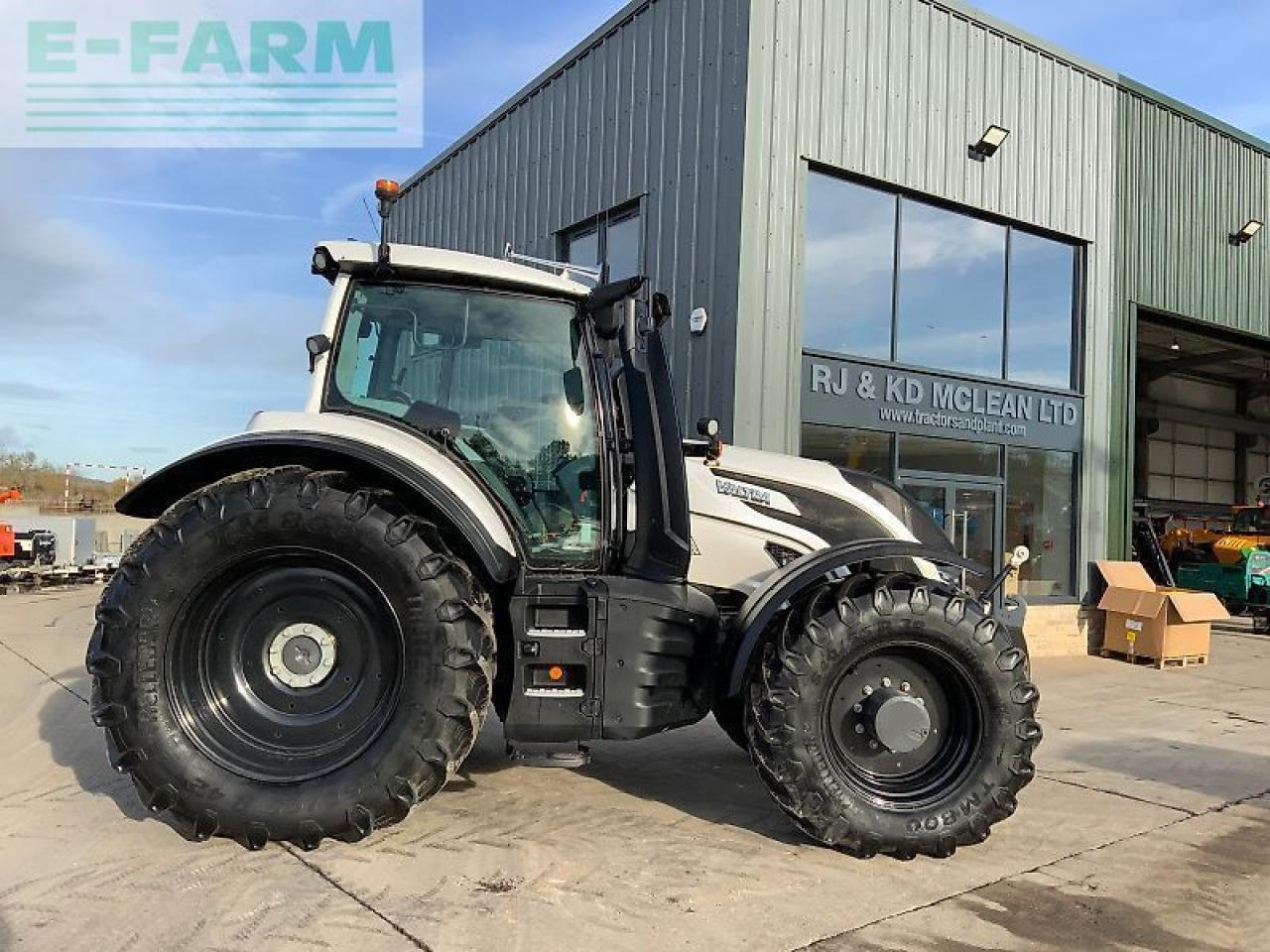 Valtra t195 versu unlimited tractor (st25161) Versu - Tracteur agricole: photos 1 Valtra t195 versu unlimited tractor (st25161) Versu - Tracteur agricole: photos 1