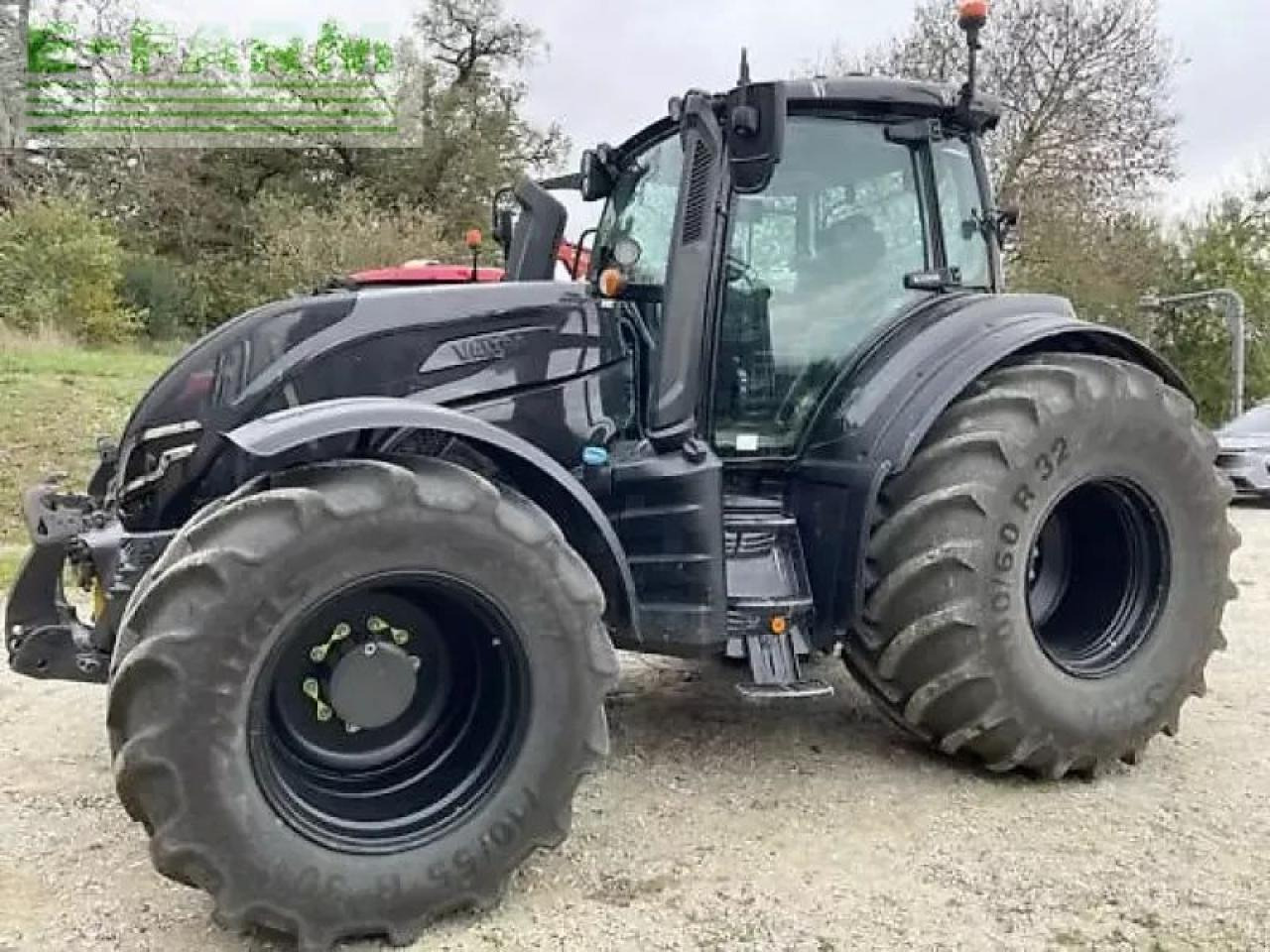 Valtra t215d - Tracteur agricole: photos 1 Valtra t215d - Tracteur agricole: photos 1