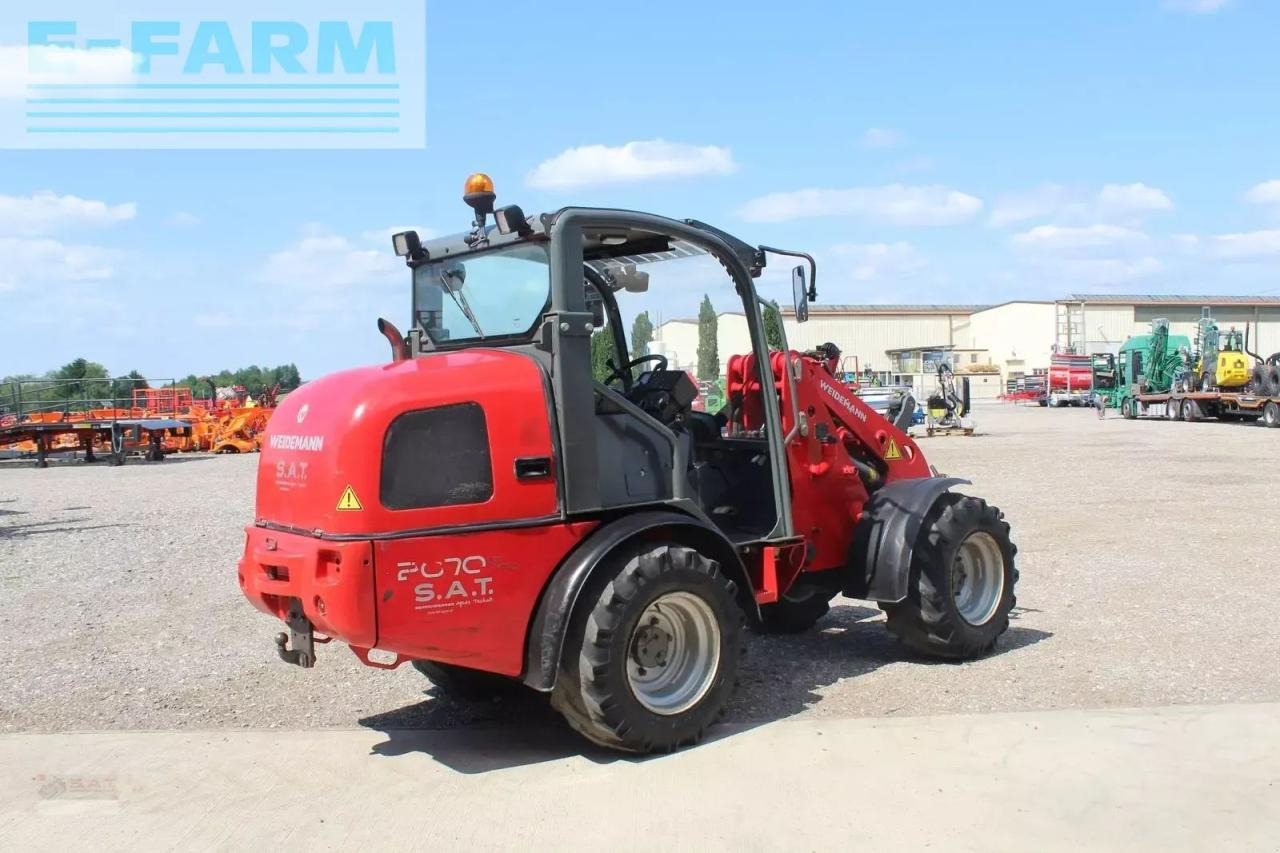 Weidemann 2070 cx 50 - Chargeuse sur pneus: photos 2 Weidemann 2070 cx 50 - Chargeuse sur pneus: photos 2