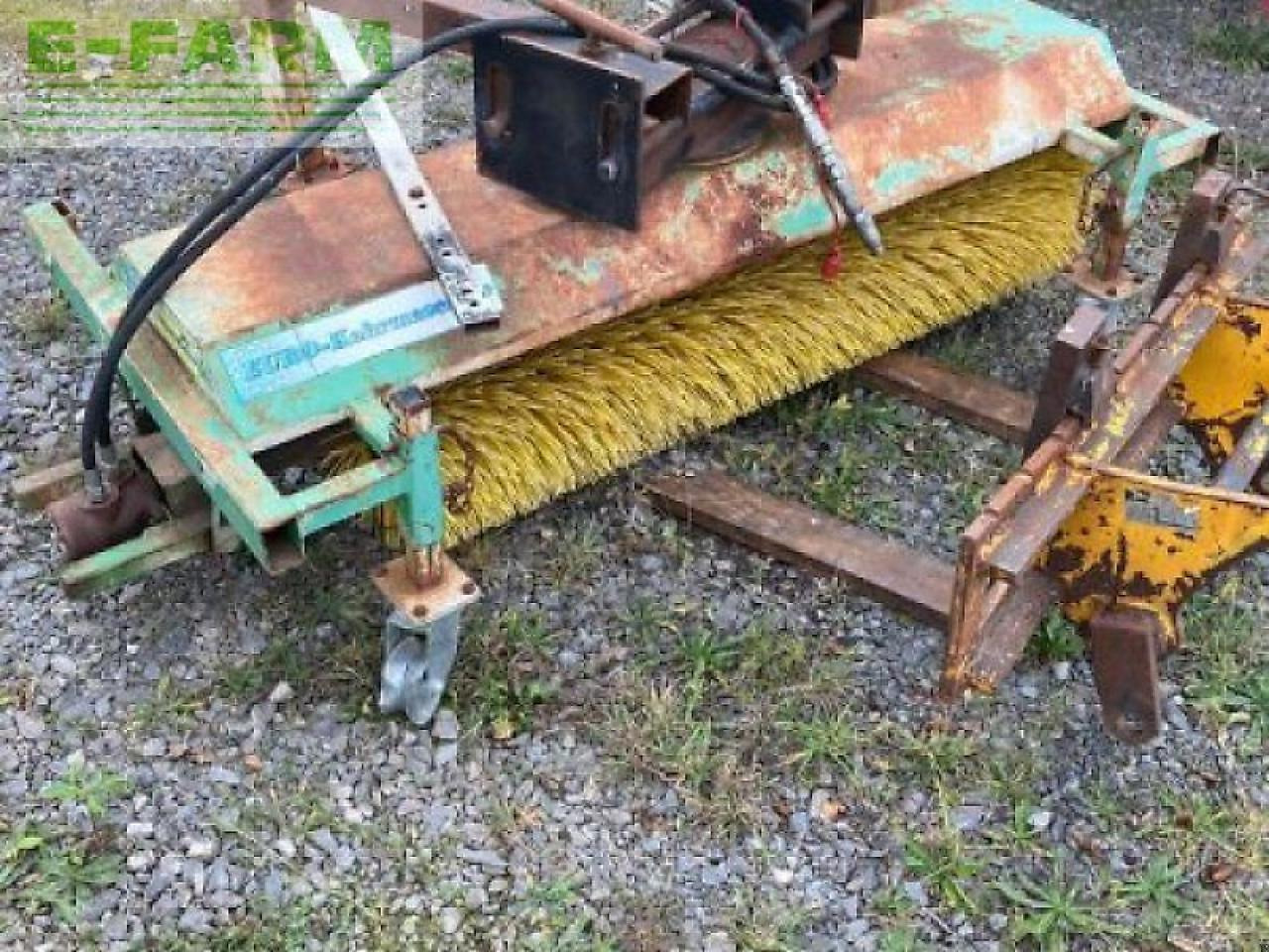 Weidemann gebr. 3070 cx 60 hoflader - Mini pelle: photos 5 Weidemann gebr. 3070 cx 60 hoflader - Mini pelle: photos 5