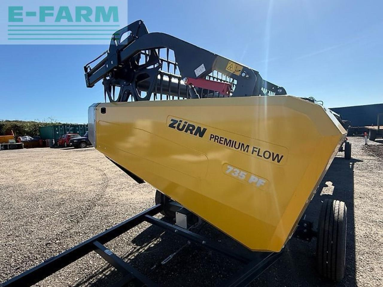 Zürn zurn premium flow 735pf nh and case inc. trolley - Accessoire aux ensileuses: photos 2 Zürn zurn premium flow 735pf nh and case inc. trolley - Accessoire aux ensileuses: photos 2