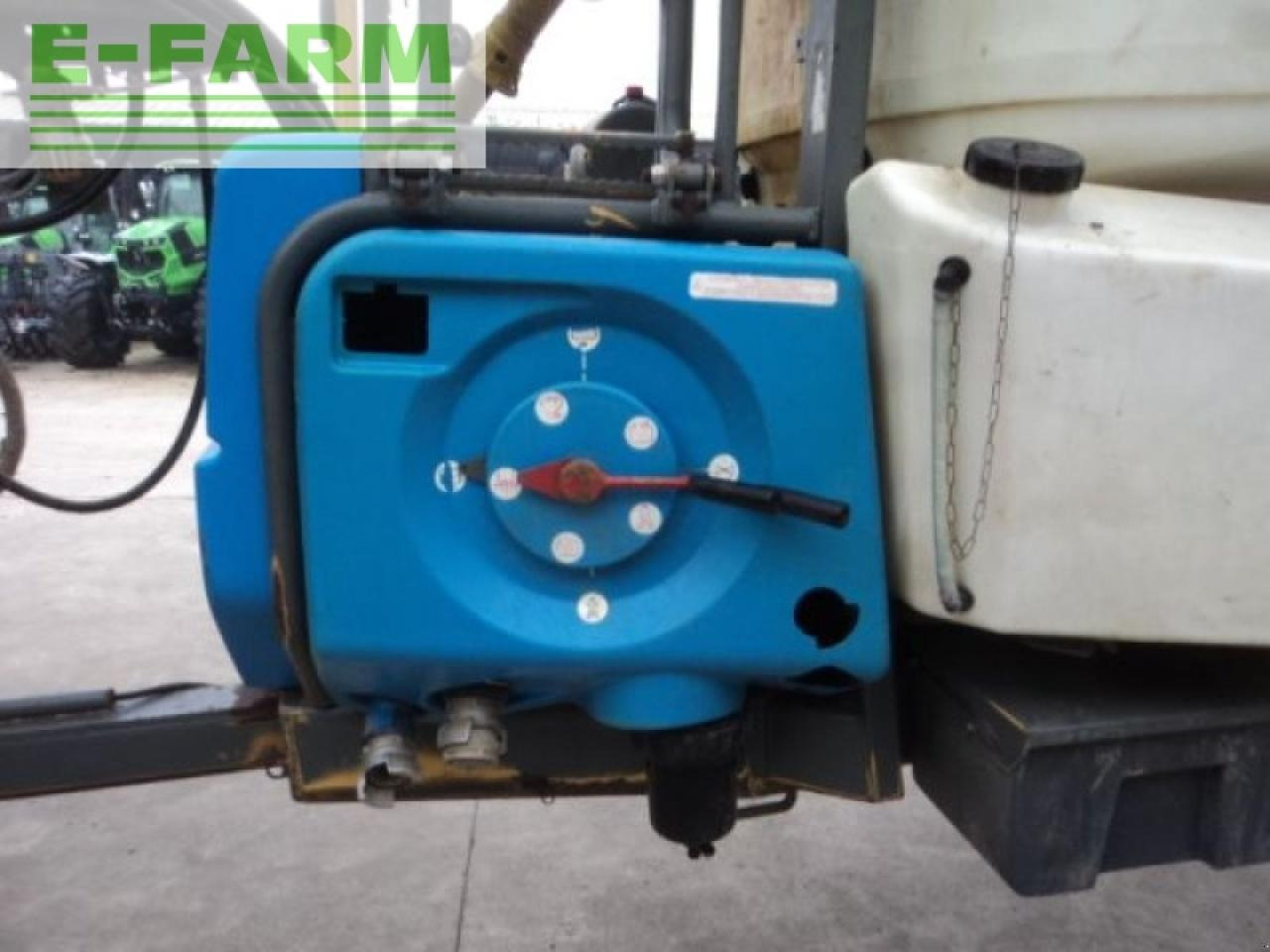 / meteor 4100 - 33 - Pulvérisateur traîné: photos 5 / meteor 4100 - 33 - Pulvérisateur traîné: photos 5