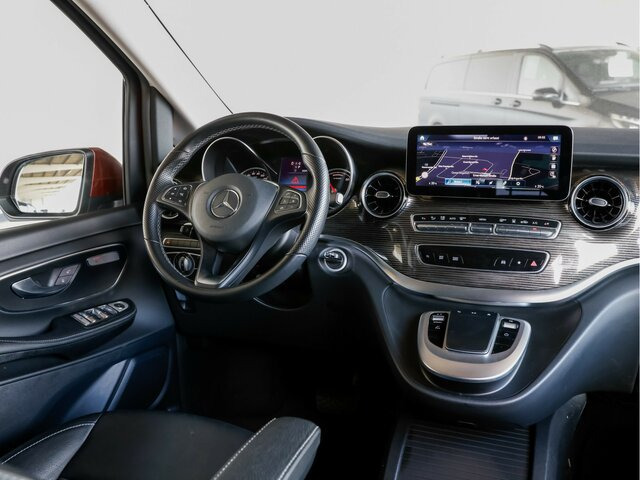 MERCEDES-BENZ EQV 300 Extralang,Avantgarde,7Sitze,2xSchiebetür - Transport de personnes, Utilitaire électrique: photos 4 MERCEDES-BENZ EQV 300 Extralang,Avantgarde,7Sitze,2xSchiebetür - Transport de personnes, Utilitaire électrique: photos 4