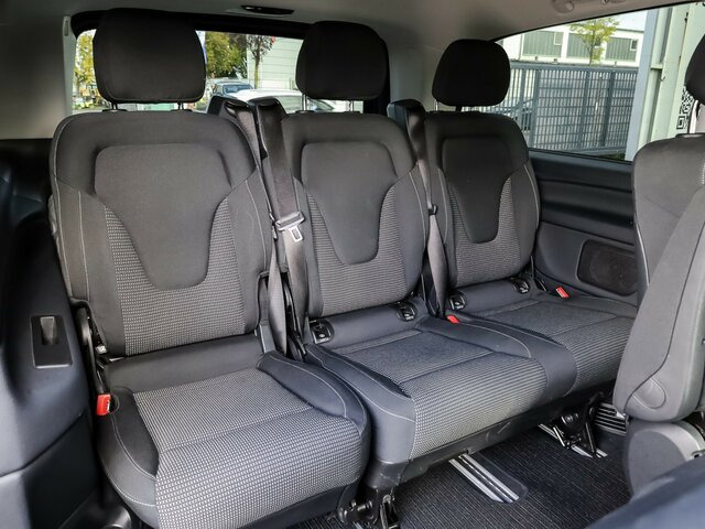 MERCEDES-BENZ EQV 300 lang,7Sitze,Schiebetür elektrisch,LED... - Minibus, Bus électrique: photos 4 MERCEDES-BENZ EQV 300 lang,7Sitze,Schiebetür elektrisch,LED... - Minibus, Bus électrique: photos 4