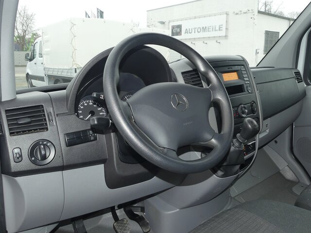 MERCEDES-BENZ Sprinter 311 CDI DOKA Pritsche,AHK,Standheizung - Utilitaire rideaux coulissants (PLSC), Utilitaire double cabine: photos 4 MERCEDES-BENZ Sprinter 311 CDI DOKA Pritsche,AHK,Standheizung - Utilitaire rideaux coulissants (PLSC), Utilitaire double cabine: photos 4