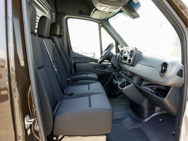 MERCEDES-BENZ Sprinter 311CDI KA,L2H2,Radio DAB,6 Gang - Fourgon utilitaire: photos 4 MERCEDES-BENZ Sprinter 311CDI KA,L2H2,Radio DAB,6 Gang - Fourgon utilitaire: photos 4