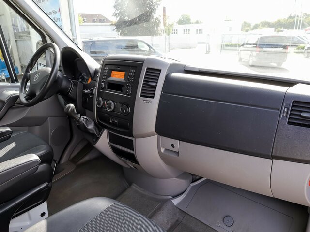 MERCEDES-BENZ Sprinter 316CDI DOKA,Allrad,AHK,Standhzg.... - Utilitaire rideaux coulissants (PLSC), Utilitaire double cabine: photos 3 MERCEDES-BENZ Sprinter 316CDI DOKA,Allrad,AHK,Standhzg.... - Utilitaire rideaux coulissants (PLSC), Utilitaire double cabine: photos 3