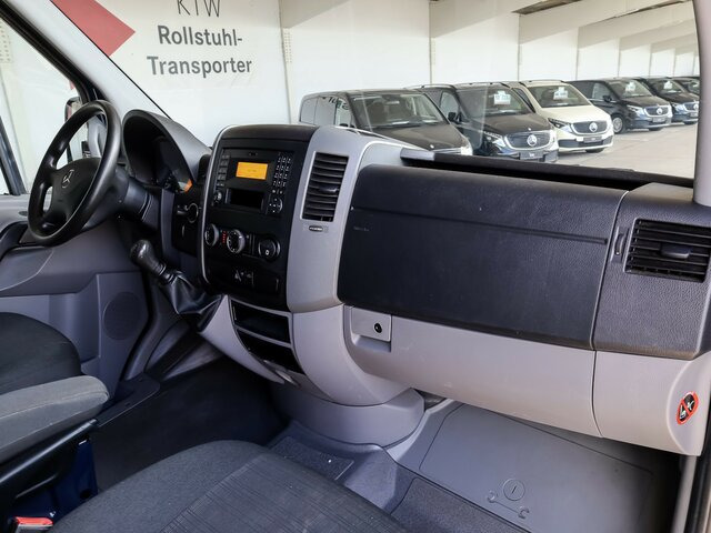 MERCEDES-BENZ Sprinter 316CDI DOKA,Allrad,Klima - Utilitaire rideaux coulissants (PLSC), Utilitaire double cabine: photos 3 MERCEDES-BENZ Sprinter 316CDI DOKA,Allrad,Klima - Utilitaire rideaux coulissants (PLSC), Utilitaire double cabine: photos 3