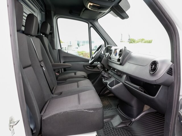MERCEDES-BENZ Sprinter 317 CDI Kasten,L2H2,MBUX,Kamera - Fourgon utilitaire: photos 3 MERCEDES-BENZ Sprinter 317 CDI Kasten,L2H2,MBUX,Kamera - Fourgon utilitaire: photos 3