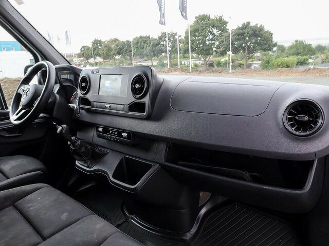 MERCEDES-BENZ Sprinter 317 CDI Kasten,L2H2,MBUX,Kamera... - Fourgon utilitaire: photos 4 MERCEDES-BENZ Sprinter 317 CDI Kasten,L2H2,MBUX,Kamera... - Fourgon utilitaire: photos 4