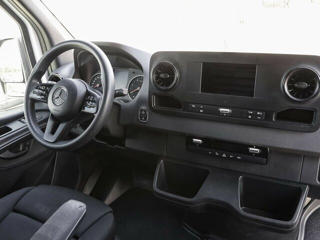 MERCEDES-BENZ Sprinter 317 Maxi,9GTronic,MBUX,Kamera - Fourgon utilitaire: photos 4 MERCEDES-BENZ Sprinter 317 Maxi,9GTronic,MBUX,Kamera - Fourgon utilitaire: photos 4