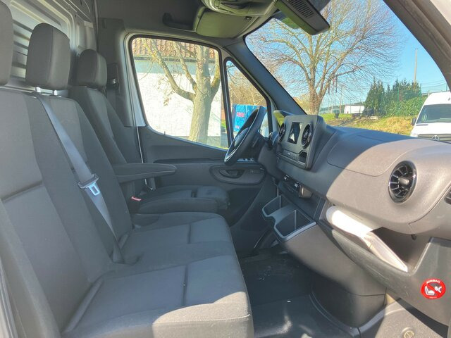 MERCEDES-BENZ Sprinter 317 Maxi,9GTronic,MBUX,Kamera - Fourgon utilitaire: photos 4 MERCEDES-BENZ Sprinter 317 Maxi,9GTronic,MBUX,Kamera - Fourgon utilitaire: photos 4