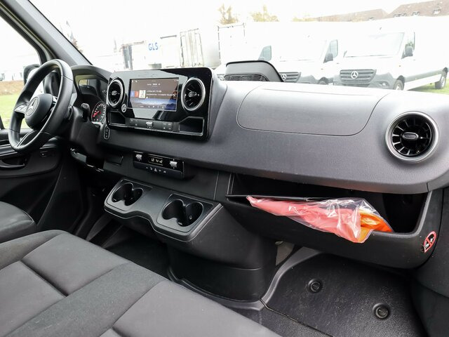 MERCEDES-BENZ Sprinter 317 Maxi,9GTronic,MBUX,Kamera... - Fourgon utilitaire: photos 4 MERCEDES-BENZ Sprinter 317 Maxi,9GTronic,MBUX,Kamera... - Fourgon utilitaire: photos 4