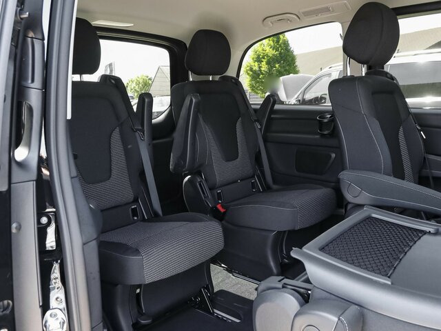 MERCEDES-BENZ V 220 d STYLE kompakt,6Sitzer,Distronic,AHK... - Transport de personnes: photos 3 MERCEDES-BENZ V 220 d STYLE kompakt,6Sitzer,Distronic,AHK... - Transport de personnes: photos 3