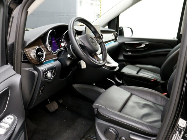 MERCEDES-BENZ V 300 Avantgarde Extralang,2xSchiebetür elektr.... - Transport de personnes: photos 2 MERCEDES-BENZ V 300 Avantgarde Extralang,2xSchiebetür elektr.... - Transport de personnes: photos 2