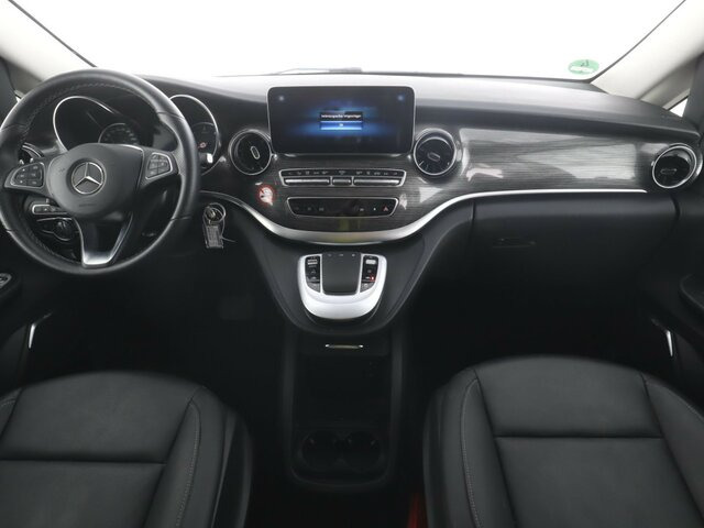 MERCEDES-BENZ V 300 Avantgarde Extralang,Allrad,2Schiebetüren... - Transport de personnes: photos 2 MERCEDES-BENZ V 300 Avantgarde Extralang,Allrad,2Schiebetüren... - Transport de personnes: photos 2