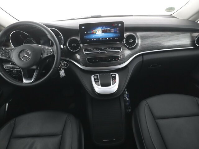 MERCEDES-BENZ V 300 Avantgarde Extralang,Allrad,2Schiebetüren... - Transport de personnes: photos 2 MERCEDES-BENZ V 300 Avantgarde Extralang,Allrad,2Schiebetüren... - Transport de personnes: photos 2