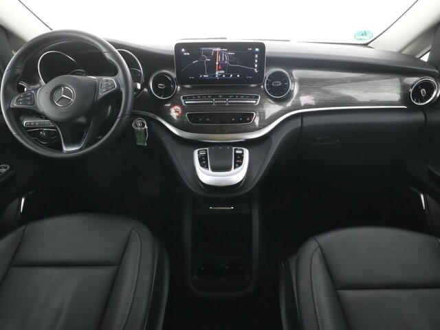 MERCEDES-BENZ V 300 Avantgarde Extralang,Allrad,2Schiebetüren... - Transport de personnes: photos 2 MERCEDES-BENZ V 300 Avantgarde Extralang,Allrad,2Schiebetüren... - Transport de personnes: photos 2