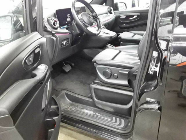 MERCEDES-BENZ V 300 Avantgarde Extralang,Allrad,7Sitzer,LED... - Transport de personnes: photos 2 MERCEDES-BENZ V 300 Avantgarde Extralang,Allrad,7Sitzer,LED... - Transport de personnes: photos 2