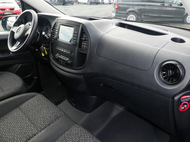 MERCEDES-BENZ Vito 116CDI lang,TourerPro,2Klima,9Sitze,Kamera - Minibus, Transport de personnes: photos 3 MERCEDES-BENZ Vito 116CDI lang,TourerPro,2Klima,9Sitze,Kamera - Minibus, Transport de personnes: photos 3