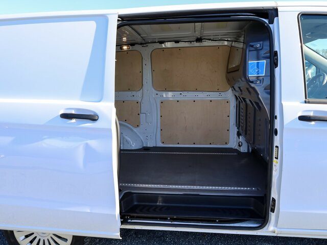 MERCEDES-BENZ Vito116CDI KA lang,Automatik,Klima,Tempomat... - Fourgonnette: photos 2 MERCEDES-BENZ Vito116CDI KA lang,Automatik,Klima,Tempomat... - Fourgonnette: photos 2