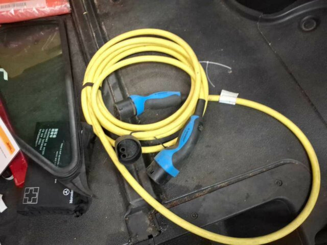 MERCEDES-BENZ eSprinter 312 Kasten FWD,Klima,Post Tür... - Fourgon utilitaire, Utilitaire électrique: photos 4 MERCEDES-BENZ eSprinter 312 Kasten FWD,Klima,Post Tür... - Fourgon utilitaire, Utilitaire électrique: photos 4