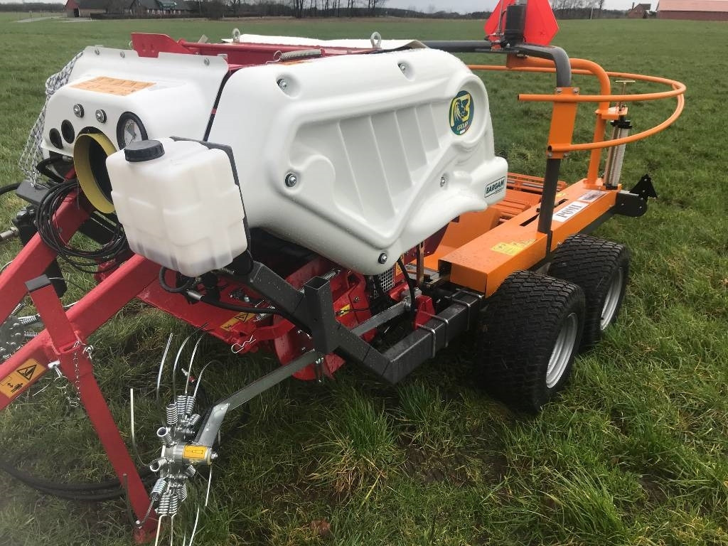 Pomi Mini wrap 60 - Presse à balles rondes: photos 5 Pomi Mini wrap 60 - Presse à balles rondes: photos 5