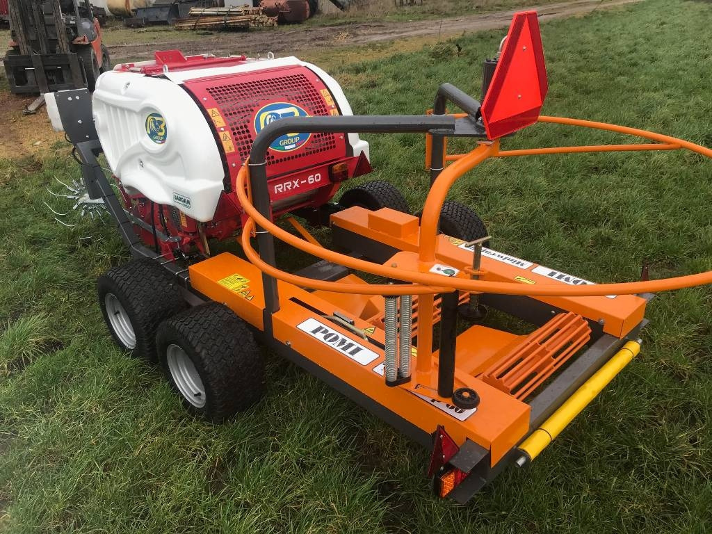 Pomi Mini wrap 60 - Presse à balles rondes: photos 1 Pomi Mini wrap 60 - Presse à balles rondes: photos 1