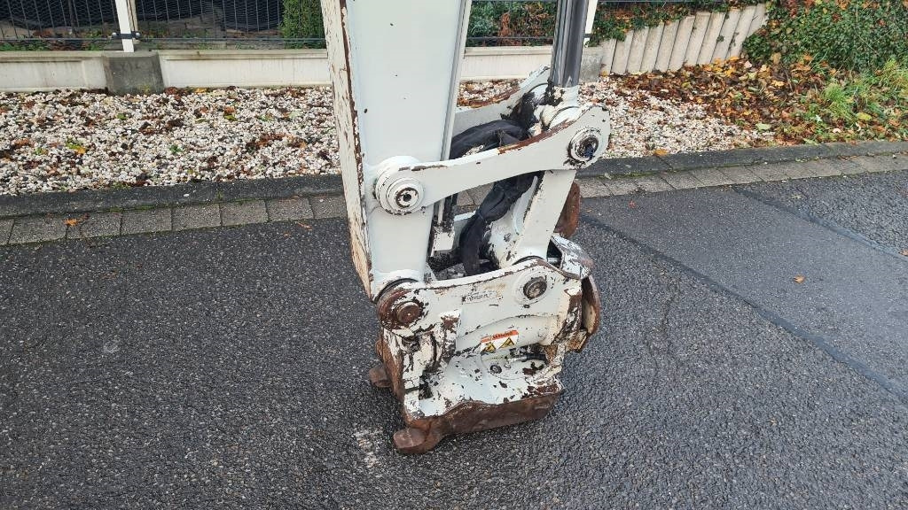 Pelle sur pneus Takeuchi TB 295 W, Powertilt, Schnellwechsler MS08, Klima: photos 20 Pelle sur pneus Takeuchi TB 295 W, Powertilt, Schnellwechsler MS08, Klima: photos 20