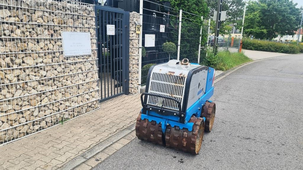 Weber TRC 86, Grabenwalze mit Fernbedienung, nur 101 Bh  - Plaque vibrante: photos 4 Weber TRC 86, Grabenwalze mit Fernbedienung, nur 101 Bh  - Plaque vibrante: photos 4