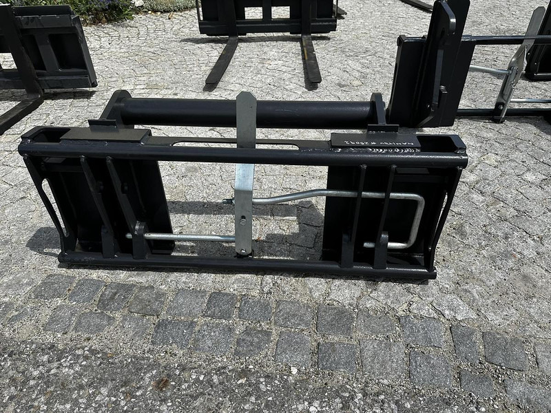Big Adapter Manitou passend zu Euro Aufnahme - Accessoire: photos 1 Big Adapter Manitou passend zu Euro Aufnahme - Accessoire: photos 1