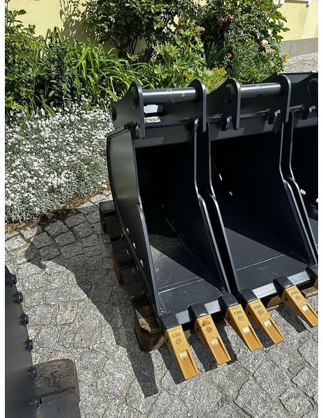 Big Tieflöffel 30cm mit MS03 Symblock Aufnahme - Godet: photos 2 Big Tieflöffel 30cm mit MS03 Symblock Aufnahme - Godet: photos 2