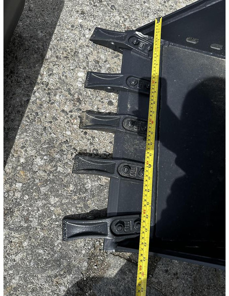 Big Tieflöffel 60cm mit MS01 Symblock Aufnahme - Godet: photos 2 Big Tieflöffel 60cm mit MS01 Symblock Aufnahme - Godet: photos 2