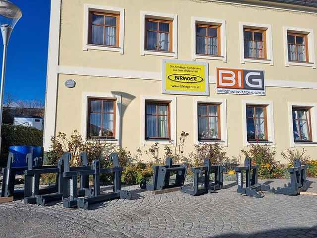 Sonarol JCB, Merlo, Euro Adapter auf Dreipunkt Aufnahme KATII HERBST AKTION!! - Engins de chantier: photos 4 Sonarol JCB, Merlo, Euro Adapter auf Dreipunkt Aufnahme KATII HERBST AKTION!! - Engins de chantier: photos 4