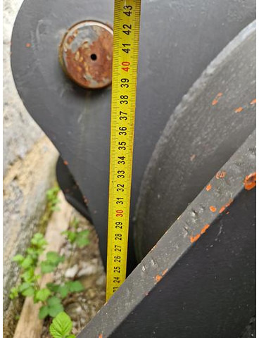 Godet Radlader Schaufel 285cm passend zu Hitachi ZW220: photos 8 Godet Radlader Schaufel 285cm passend zu Hitachi ZW220: photos 8