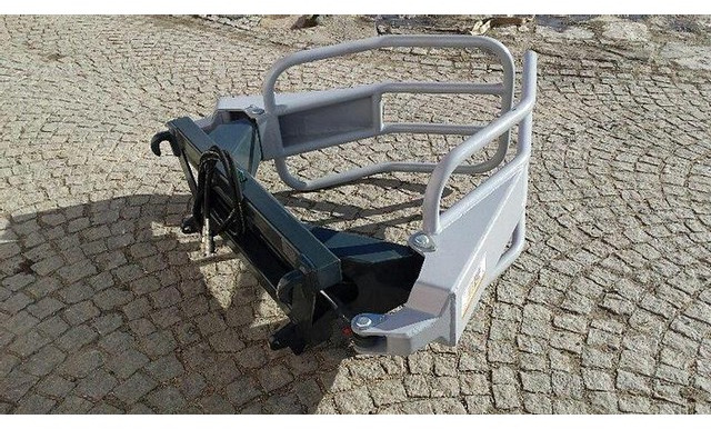 Rundballengreifer 180 cm pass. zu Euro Aufnahme - Grappin pour Machine agricole: photos 5 Rundballengreifer 180 cm pass. zu Euro Aufnahme - Grappin pour Machine agricole: photos 5